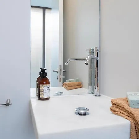 Villa Breathtaking Award Winning Villa On The Silver Coast Casa da Ferraria