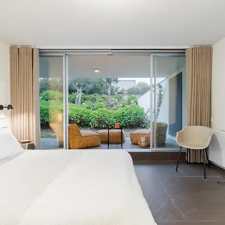 Villa Breathtaking Award Winning Villa On The Silver Coast