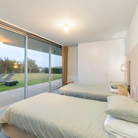 Villa Breathtaking Award Winning Villa On The Silver Coast